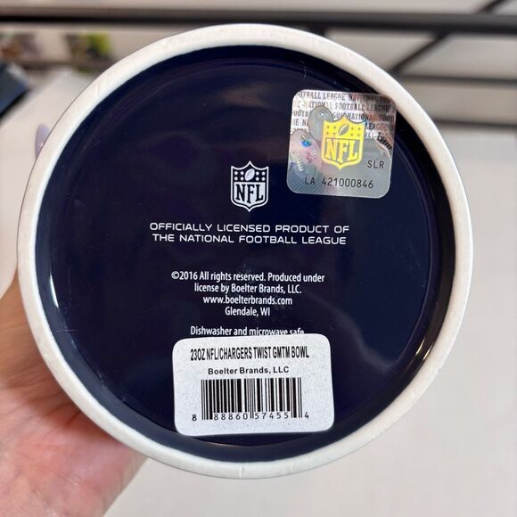 NFL 23-Ounce Sculpted Gametime Bowl NEW LA Chargers  Dip, Snack, Sauce - Picture 9 of 9